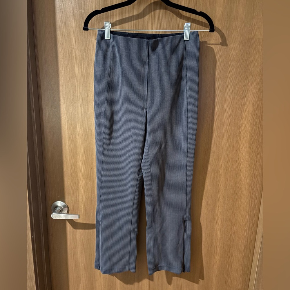 Lululemon Ribbed Softstreme Gray Crop Pants